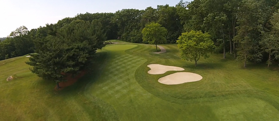 Aerial view of Turkeyfoot Lake Golf Links