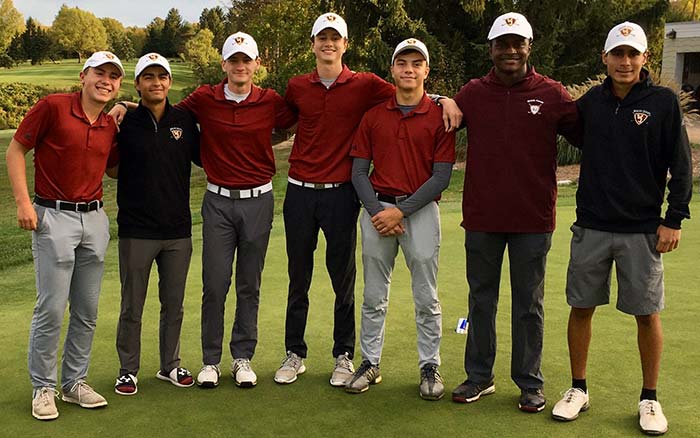 2019 Walsh Jesuit Boys Golf Team - Districts