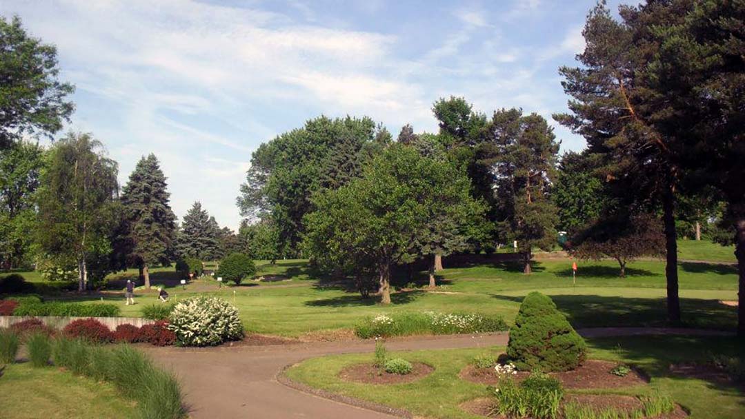 Arrowhead Golf Club practice green