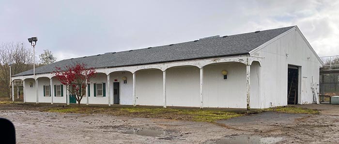 clubhouse at Highlander Range