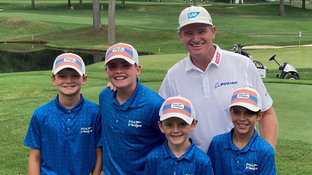 Ernie Els with players from the 2022 Firestone Junior Cup