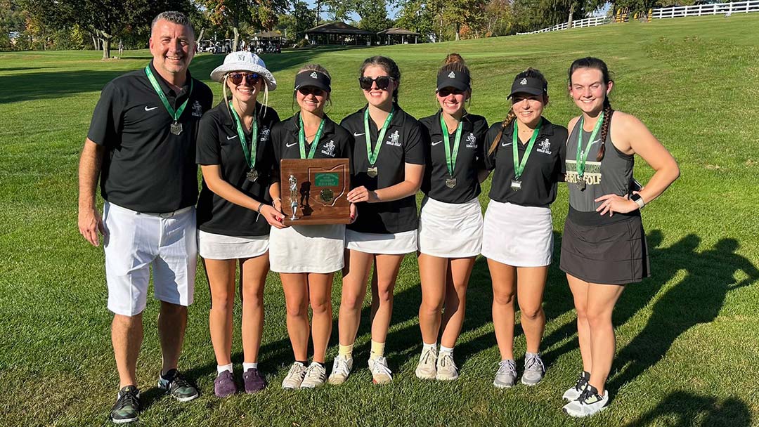 2023 Akron St. Vincent St. Mary Girls Golf Team